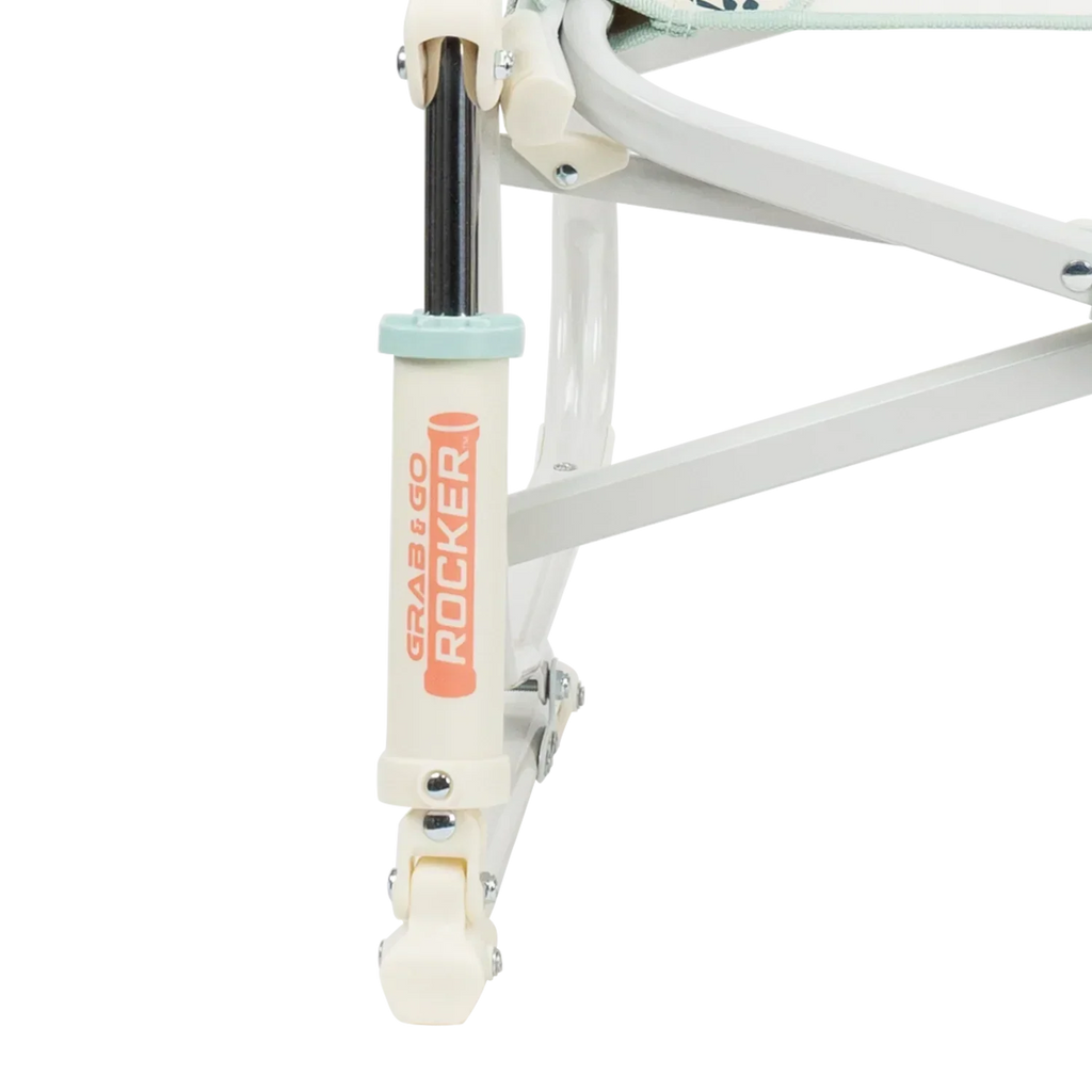 Heavy-Duty Freestyle Grab & Go Rocker - Choice 551 - RoadTrip Rocker Smooth Motion Camp Chair Detail
