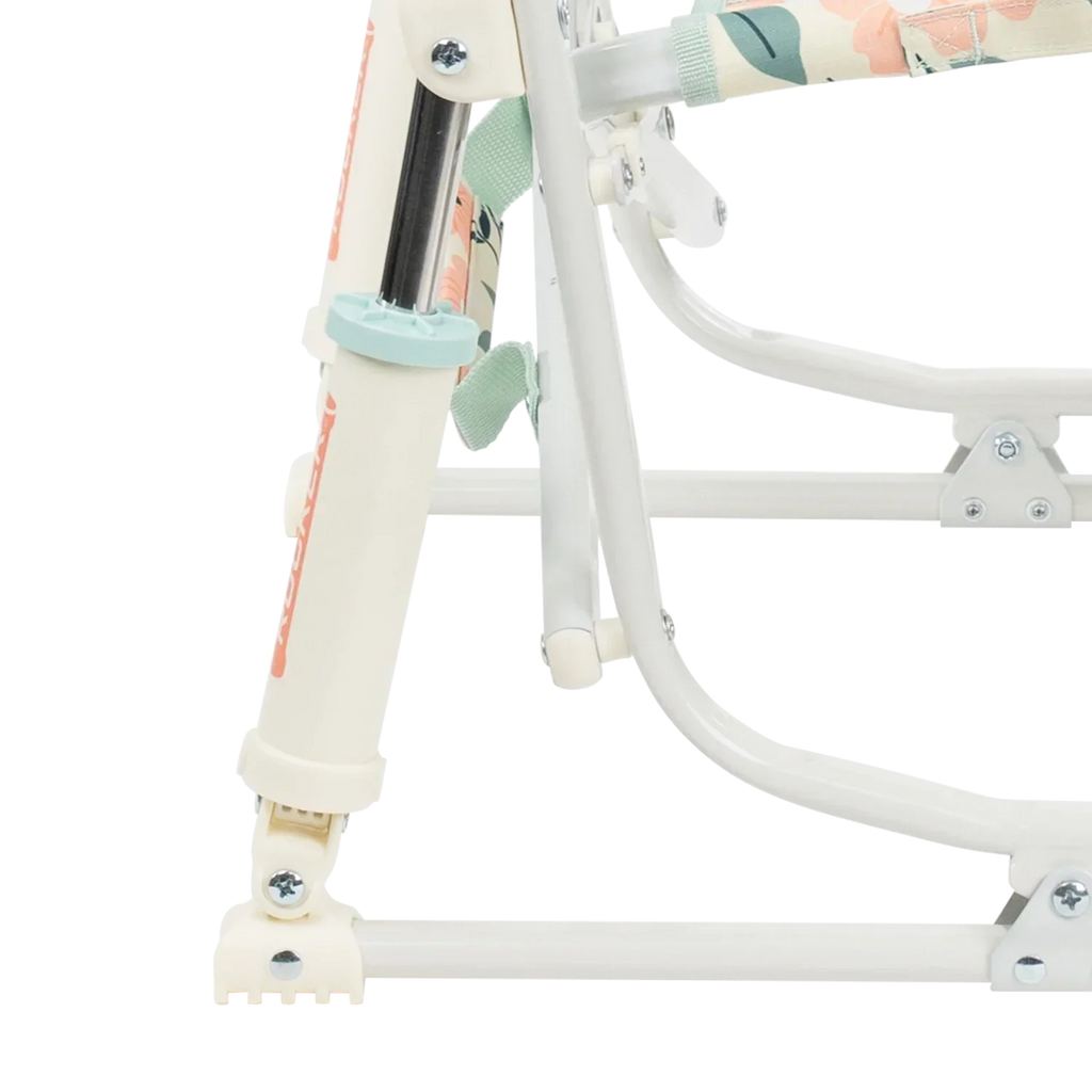 Heavy-Duty Freestyle Grab & Go Rocker - Choice 551 - RoadTrip Rocker Smooth Motion Camp Chair Detail
